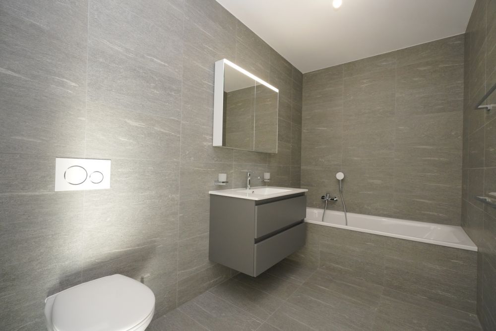 APPARTEMENTS NEUF 3.5 PIÈCES  À SIERRE - Salle de bain