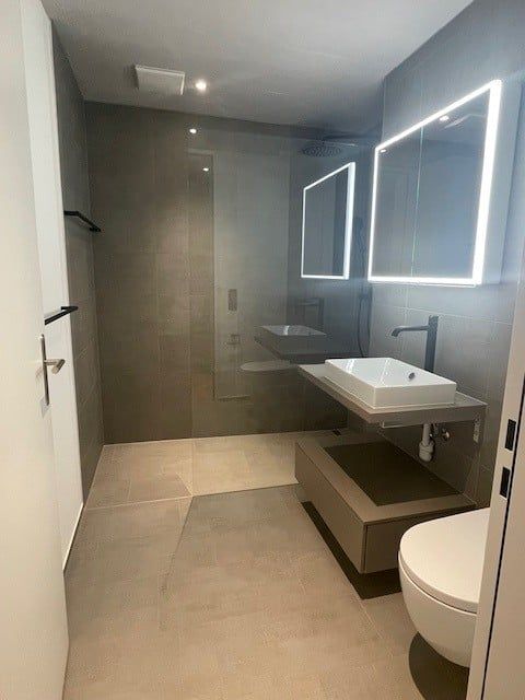 Erstbezug: Moderne 2.5-Zimmer-Neubau-Wohnung in Buchs ZH - Bild 4