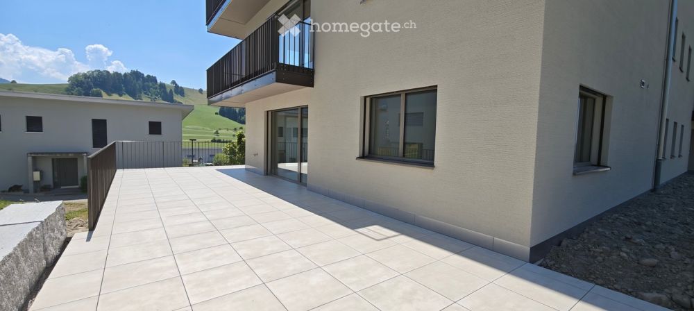 Erstvermietung von grosszügigen 4.5-Zimmerwohnung an aussichtsreicher Lage, Schwarzenberg LU - Bild 2