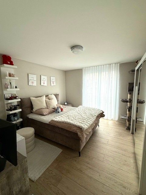 Moderne 2.5-Zimmer-Wohnung in Holderbank mit Balkon und schöner Aussicht - Bild 3