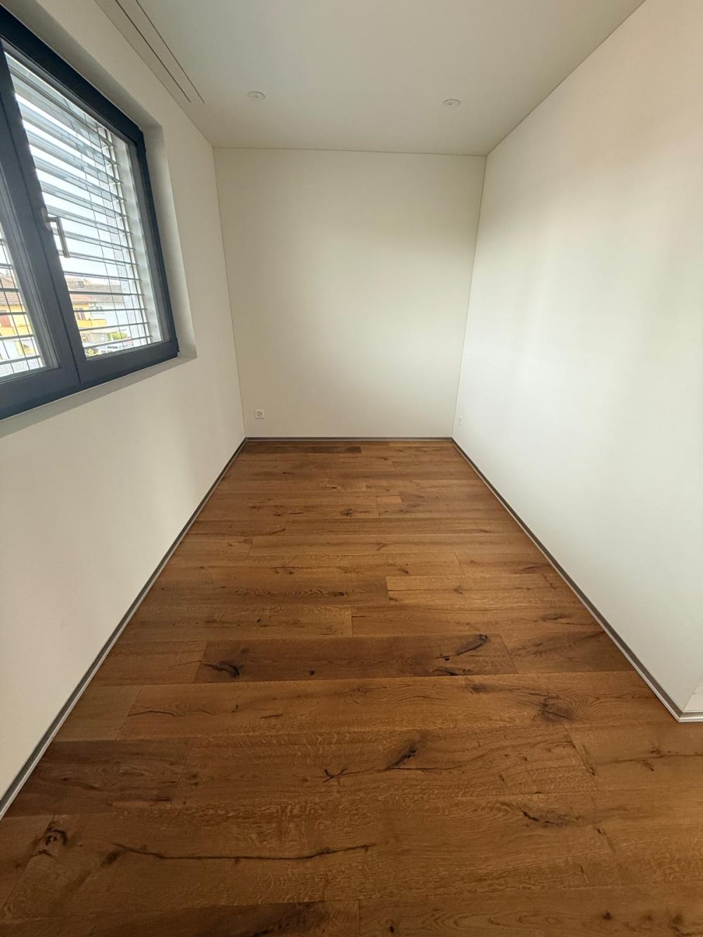 Moderne 3.5-Zimmer-Attikawohnung im Neubau – Wohlen, sofort verfügbar - Bild 3