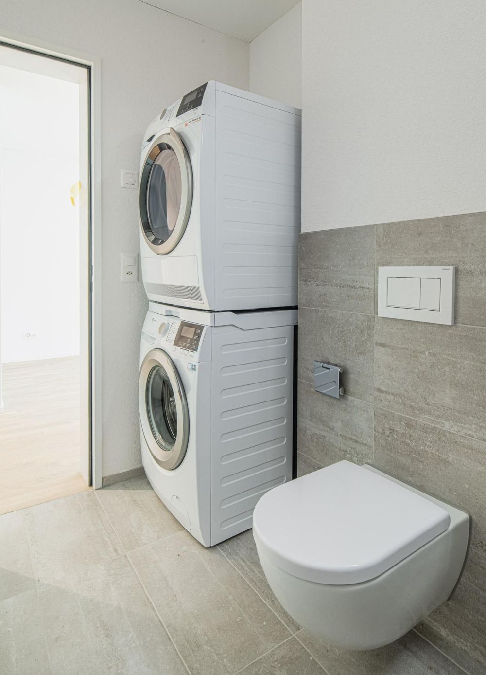 Moderne 2.5-Zimmer-Wohnung im Herzen von Neuhausen! - Bild 8