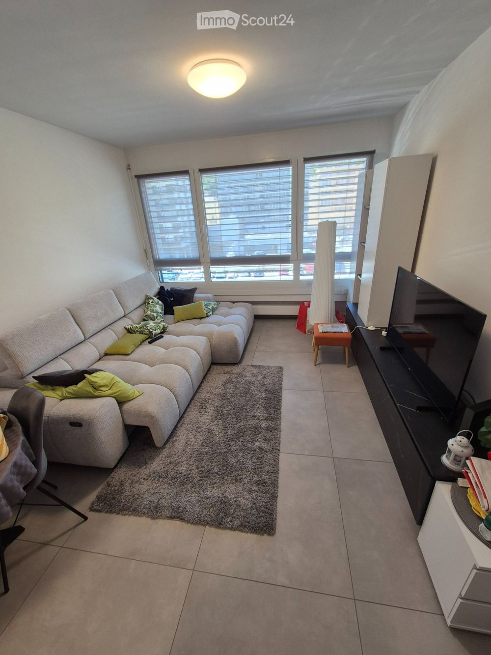Modernes 2.5-Zimmer-Wohnung in einem Neubau in Chiasso - Bild 1
