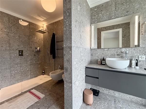 Canobbio: Appartamento 4.5 locali - Bagno