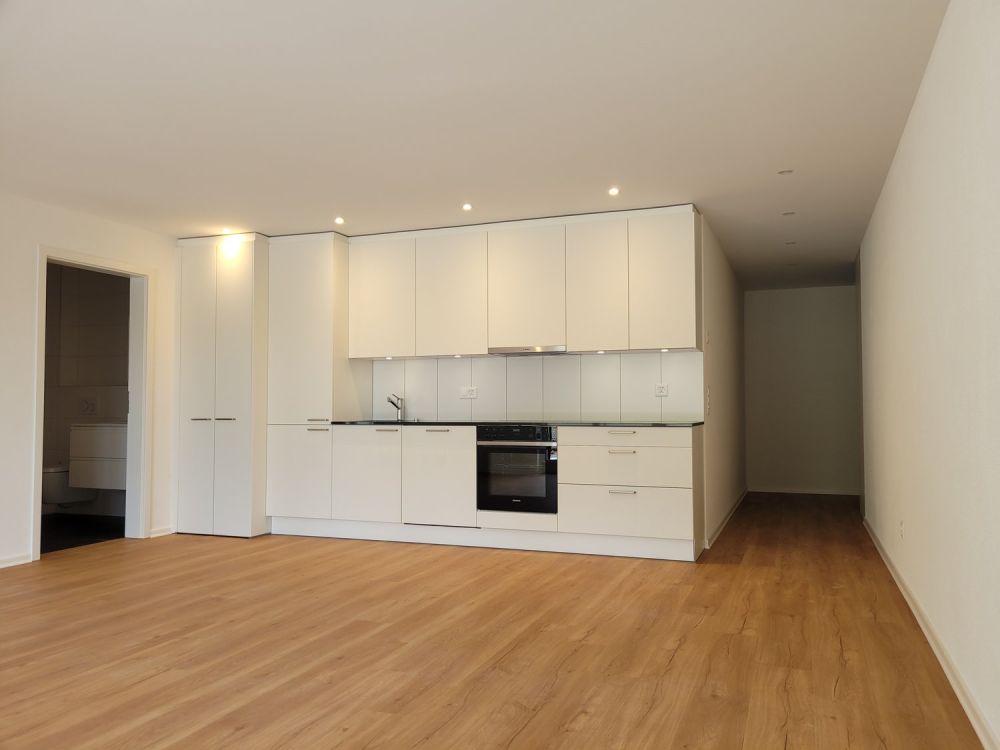 Moderne 2.5-Zimmer-Wohnung mit Balkon - Bild 3