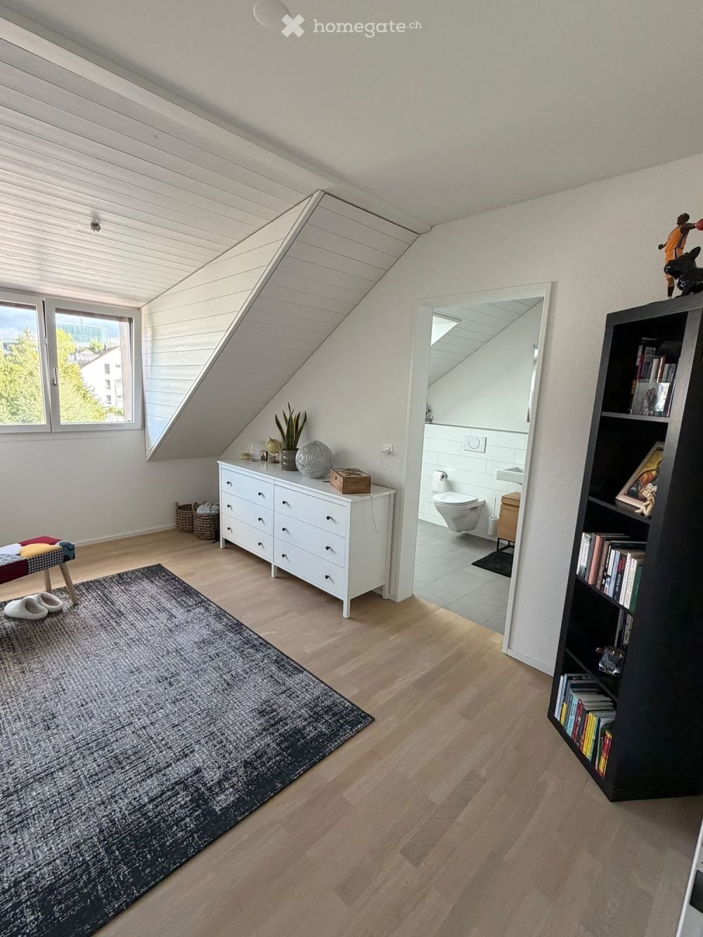 Helle 3.5-Zimmer-Wohnung mit Balkon und schöner Aussicht in Urdorf - Bild 8