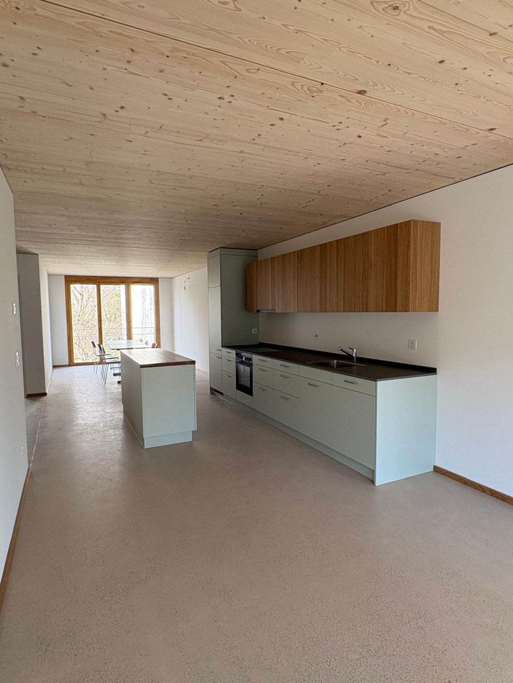 Erstvermietung 5.5 Zimmer-Wohnung in modernem Holzbau - Bild 4