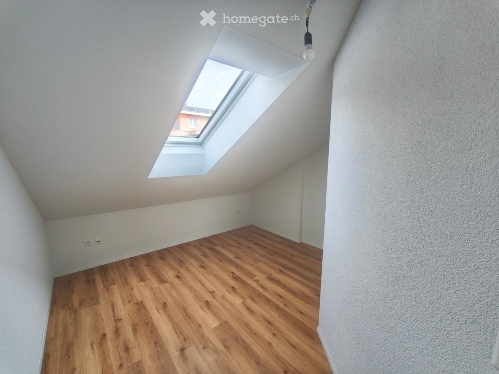 Neue, helle 3.5-Zimmer Dachwohnung - Bild 4