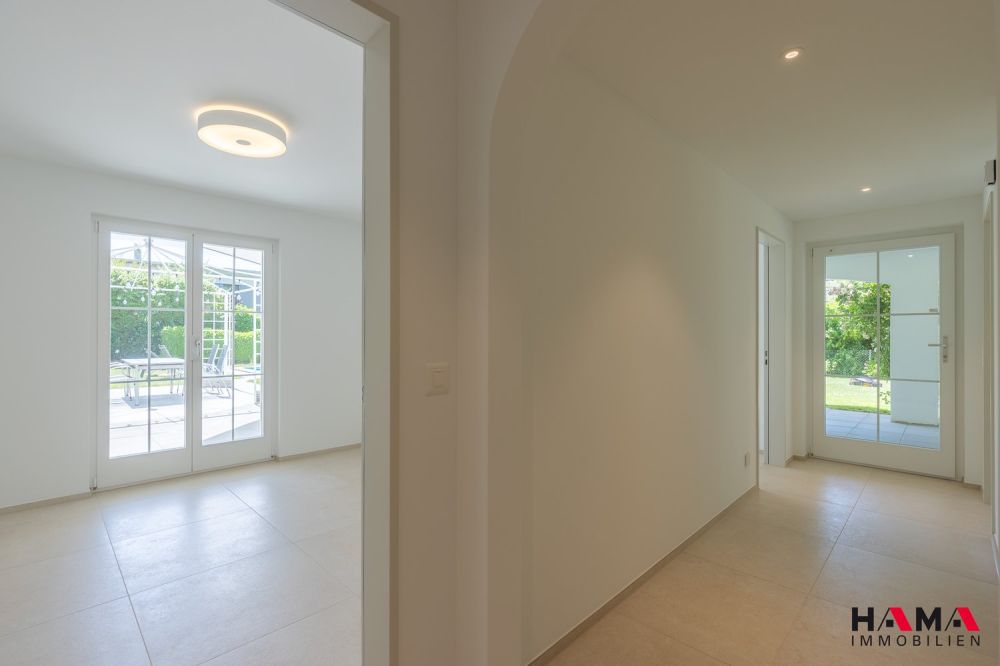 ERSTVERMIETUNG - exklusive 2.5-Zimmer-Einliegerwohnung mit Pool zur Mitbenutzung - 2.5-Zi.Whg. EG, Alte Bühnenbergstr. 58a, Oftringen_2500pix-7