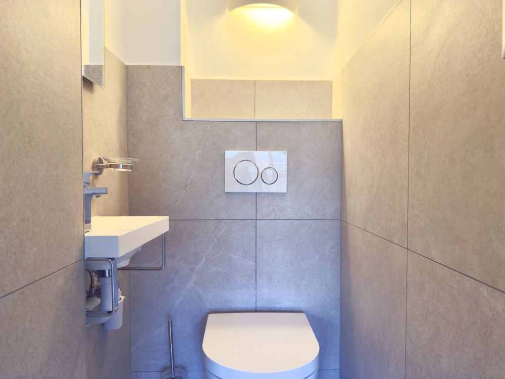 LOC 214 - BEL AIR - wc