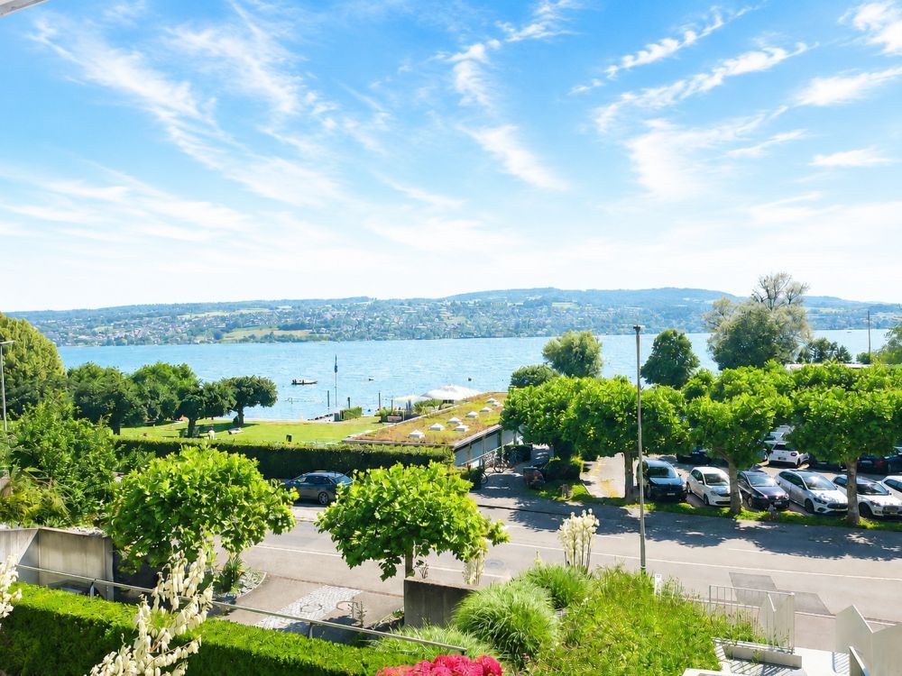 Ihr neues Zuhause mit atemberaubender Seesicht und Badeplatz - Bild 3