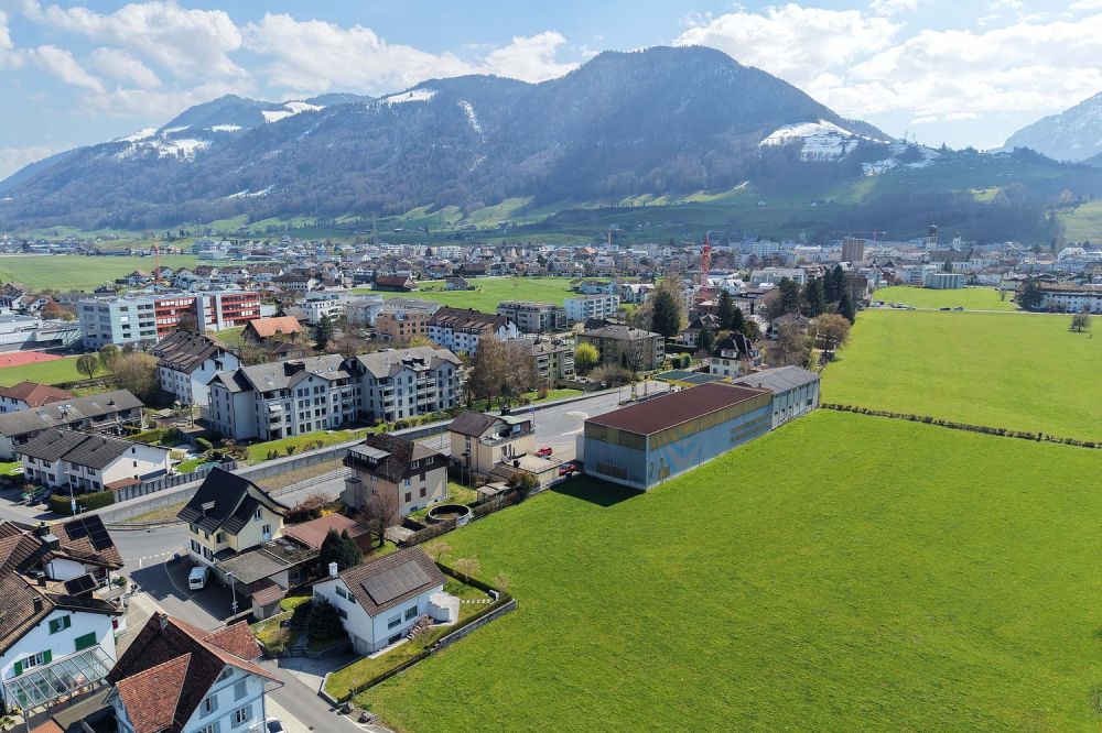 Bauland mit grossem Potential – Nähe Bahnhof, am Grünen mit Weitsicht - Bild 12