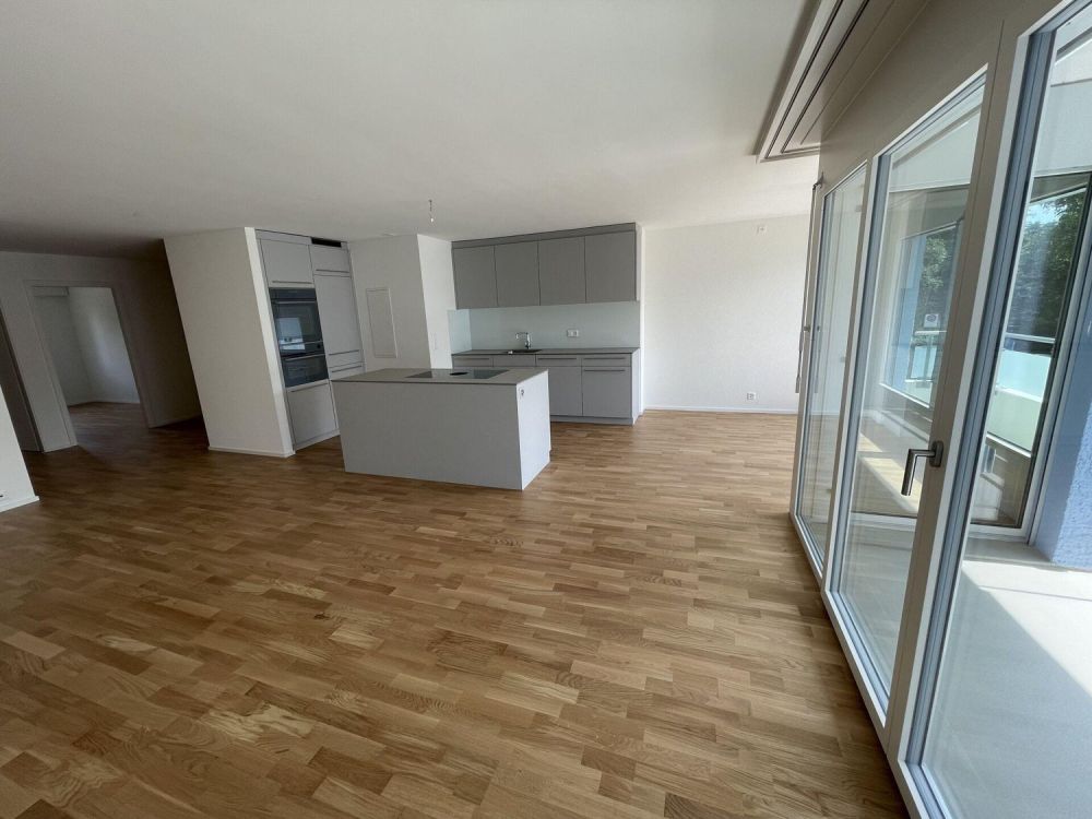Total sanierte 3.5-Zimmerwohnung im Seidenbergquartier - Bild 2