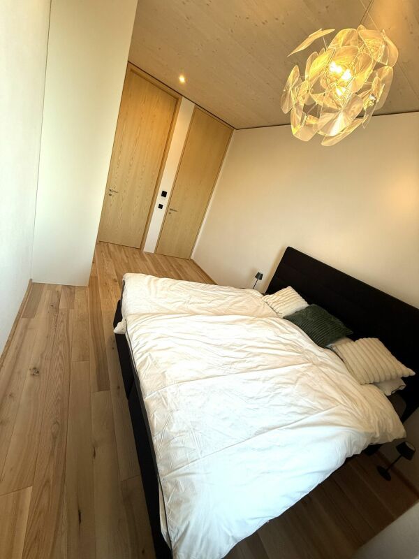 moderne und Grosszügige 3.5-Zimmer-Attikawohnung an zentraler Wohnlage - Bild 8