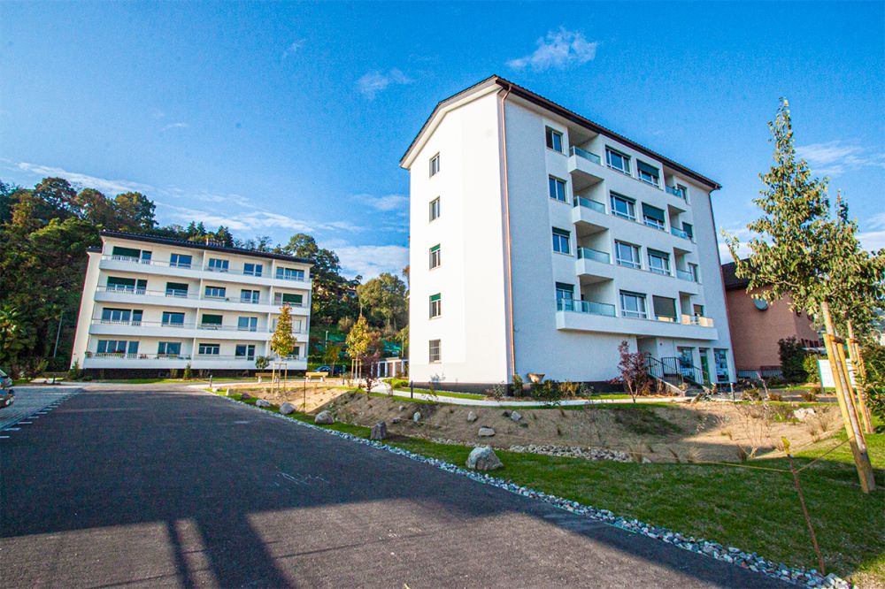 Caslano-Di fronte alla stazione FLP-Affittiamo 3 locali rinnovato - 4300_Esterni15