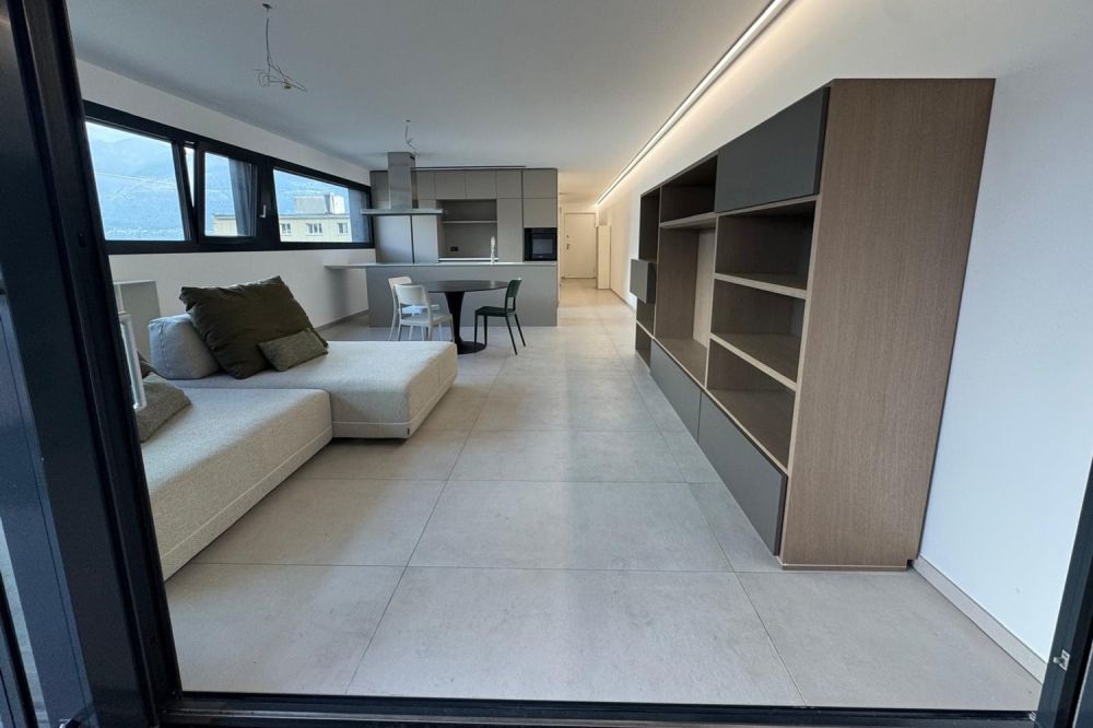 Moderno 2,5 con terrazza subito disponibile anche arredato - Bild 2