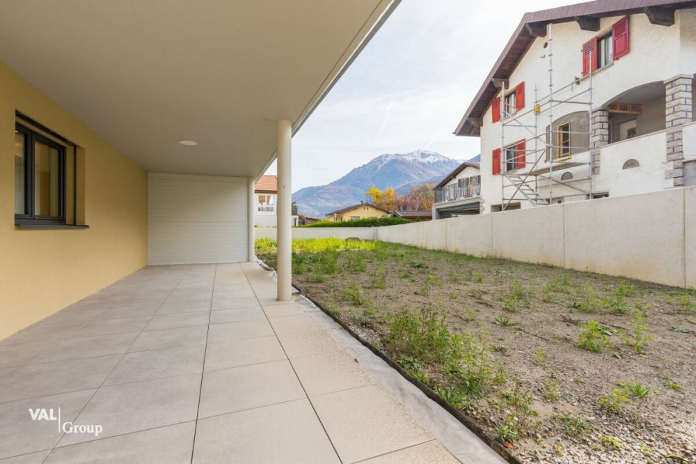 Grossräumige 2.5 Zimmer Wohnung mit grosszügiger Gartenfläche - Bild 11