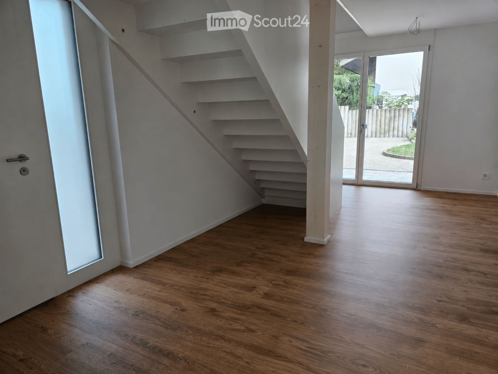 Erstvermietung: Moderne 3.5 Zimmer Neubauwohnung mit 75 m² Sitzplatz, Balkon & traumhafter Weitsicht - Bild 11