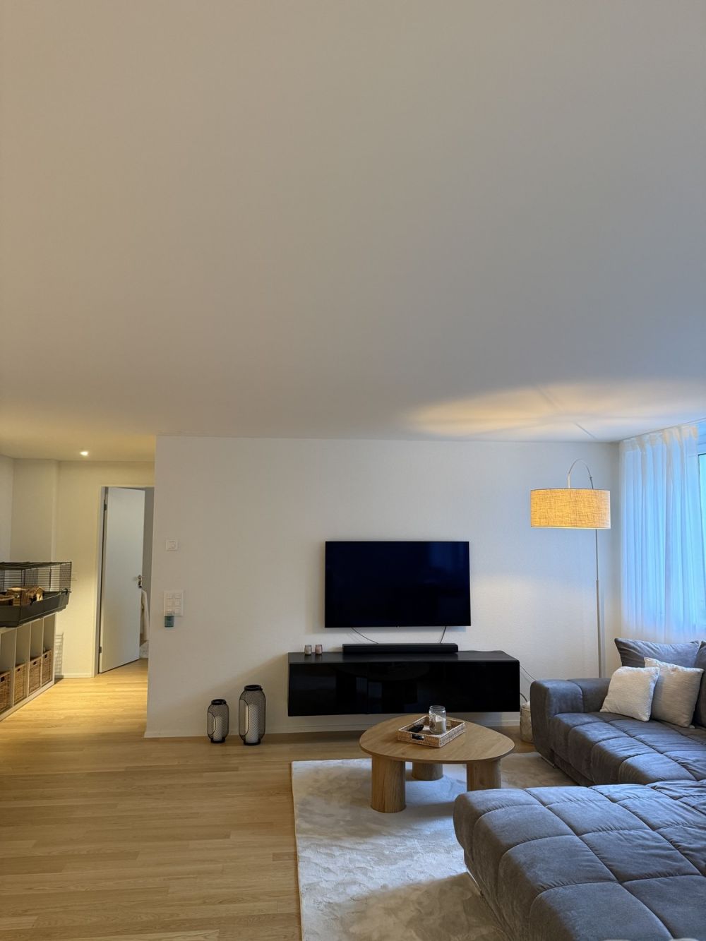 Grosszügige 2 1/2 Zimmerwohnung an ruhiger Lage - Bild 3