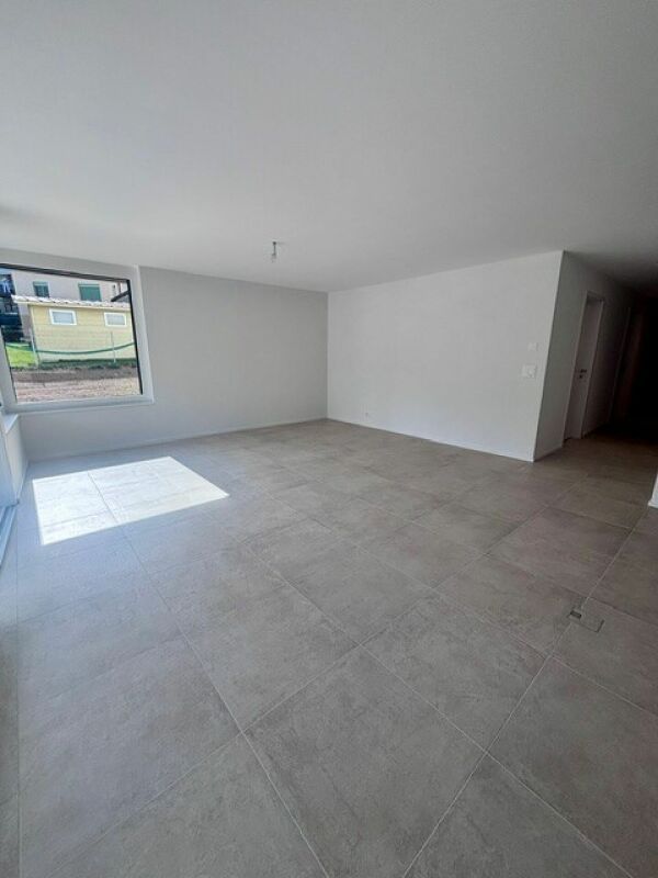 Appartement 3.5 pièces au coeur de Vouvry - Séjour