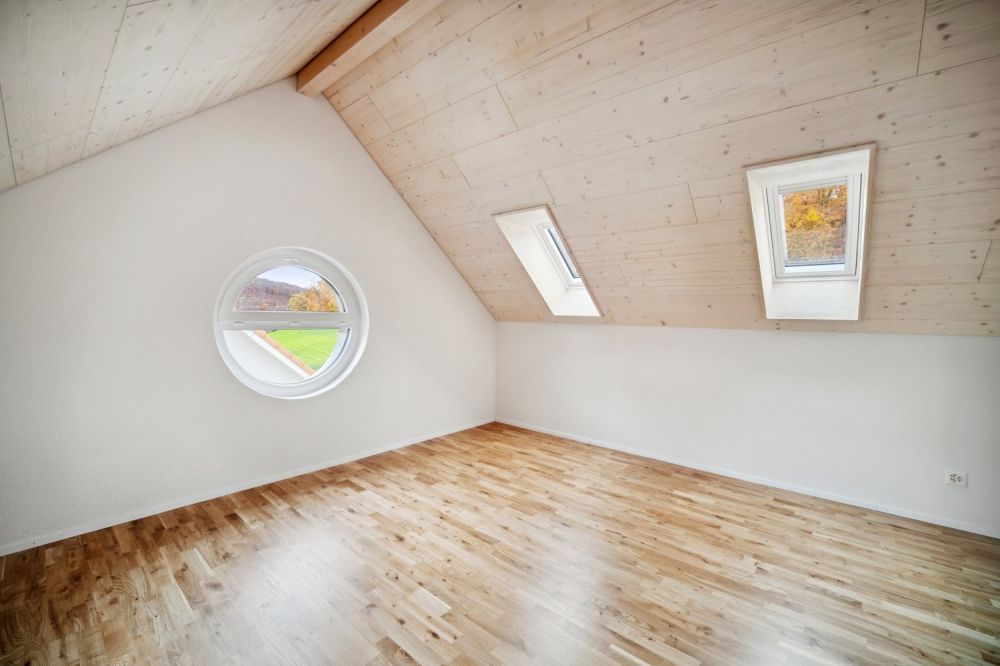 Moderne 4.5-Zimmer-Maisonette-Wohnung - Bild 12