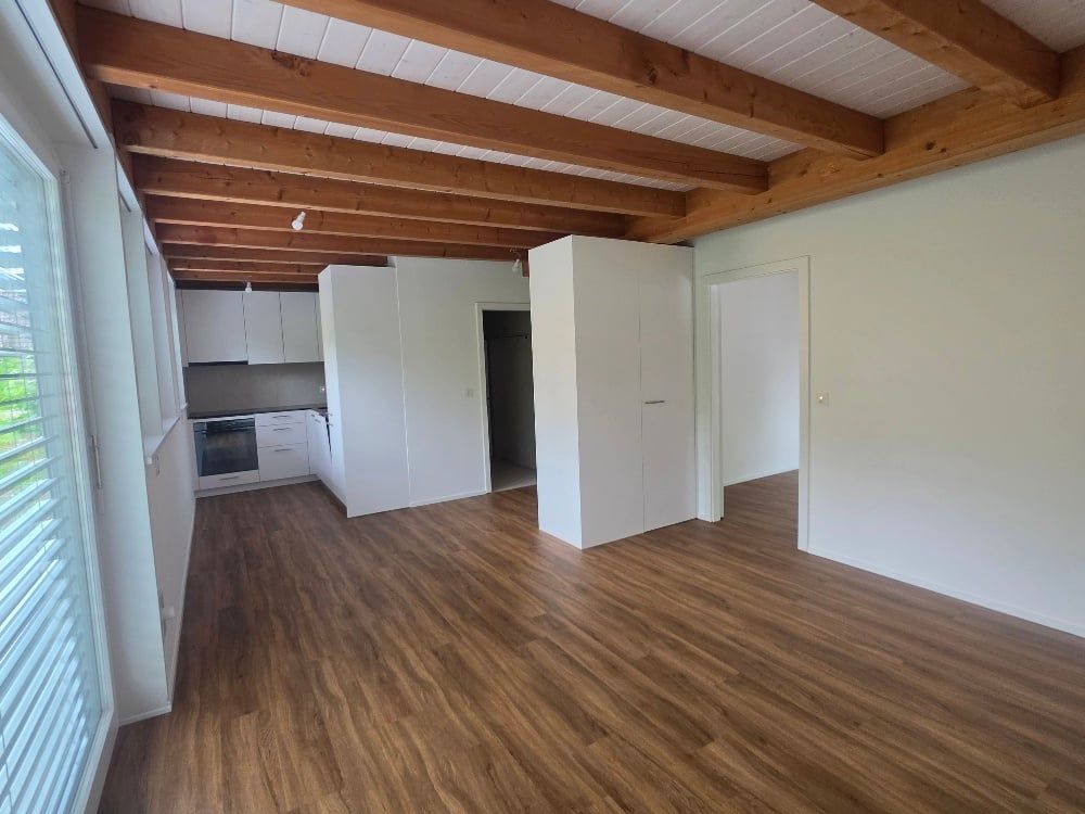 Luxuriöse 2.5 -Zimmerwohnung im EG am Nelkenring 2 - Bild 7