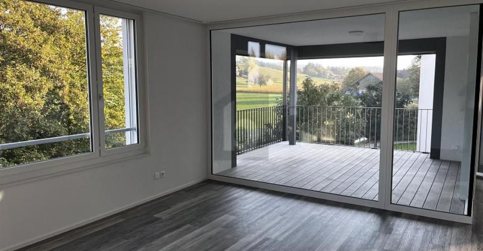 MODERNES WOHNEN DIREKT AM IDYLLISCHEN DORFBACH - Appartement 3.5 pièces - image - 3