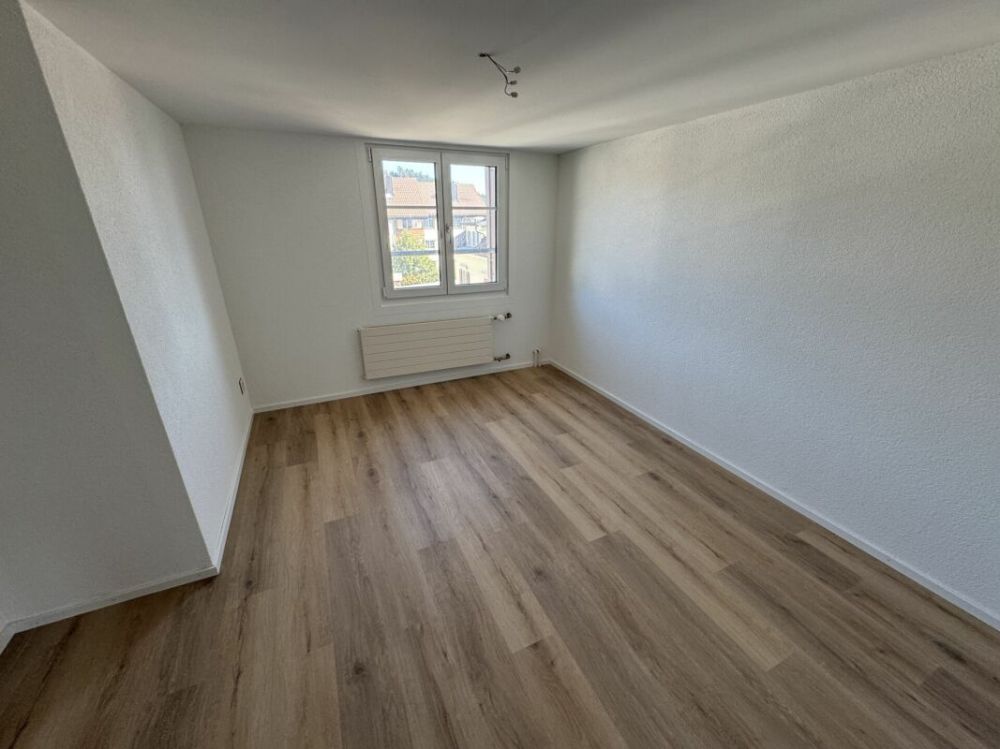 Helle & moderne 3.5-Zimmer-Wohnung - Bild 4