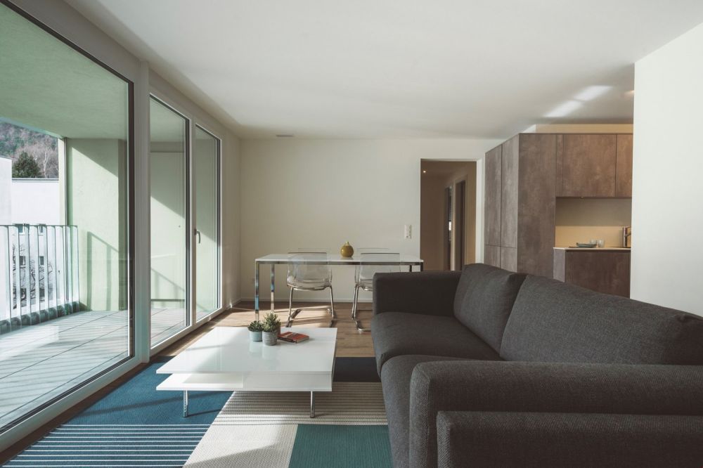 Wunderschöne 4 1/2 Zimmerwohnung mit Balkon - Bild 2