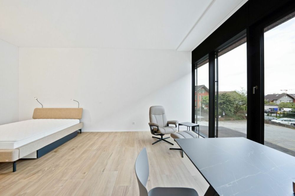 Loft-Atelier möbliert mit 43 m2 im 1. Obergeschoss - Bild 4