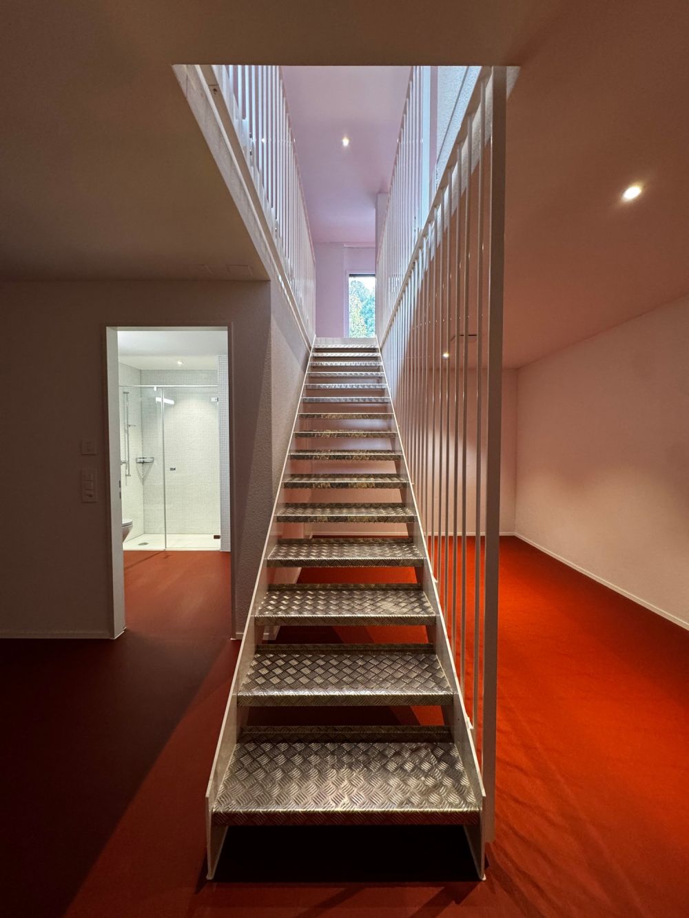 Brandneue 2.5-Zimmer-Duplex-Loftwohnung an der Bernstrasse 58 in Luzern - Bild 9