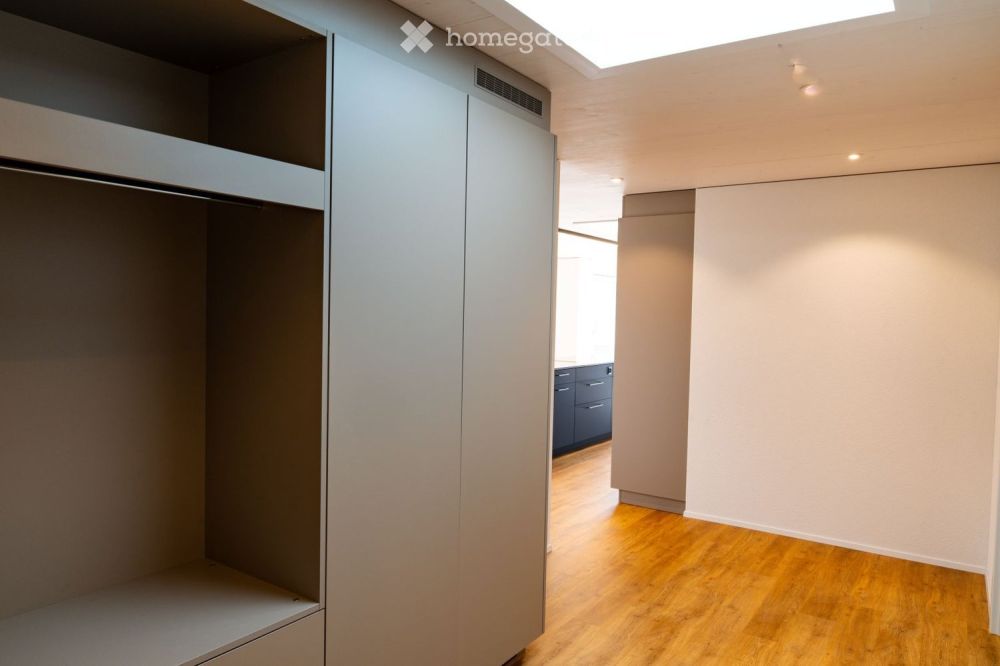 Moderne 4.5-Zimmer-Neubau-Wohnung mit Blick über Hausen - Bild 5