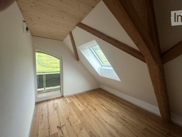Neue moderne 3.5-Zimmer-Dachwohnung mit viel Charme - Bild 9