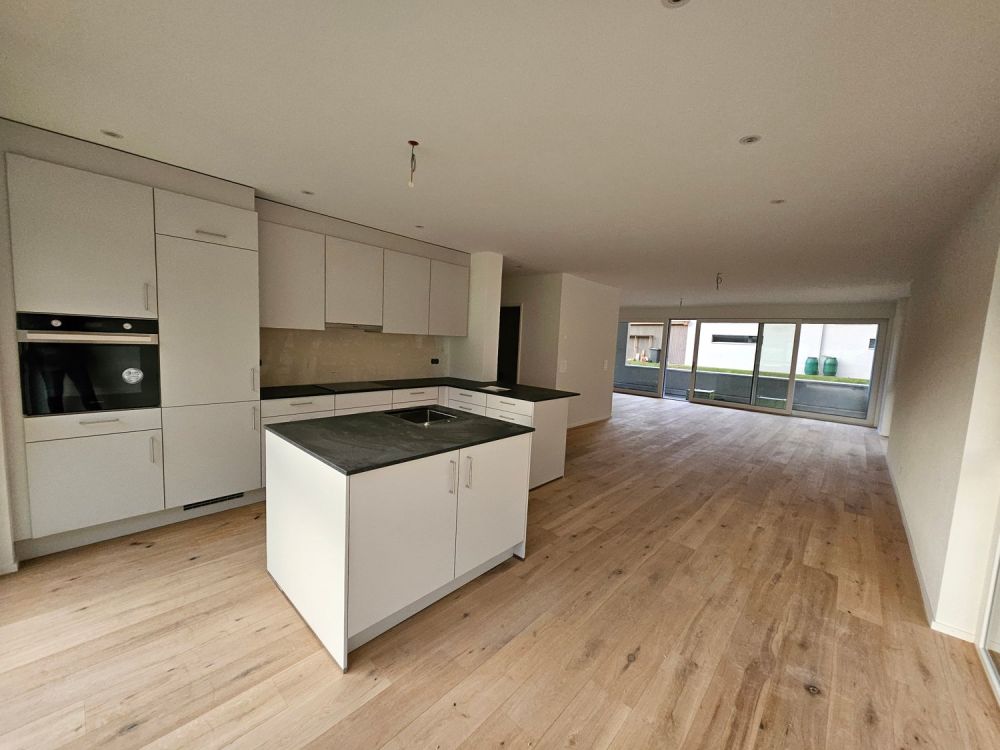 110 m2 lichtdurchflutete Wohnfläche - Bild 3