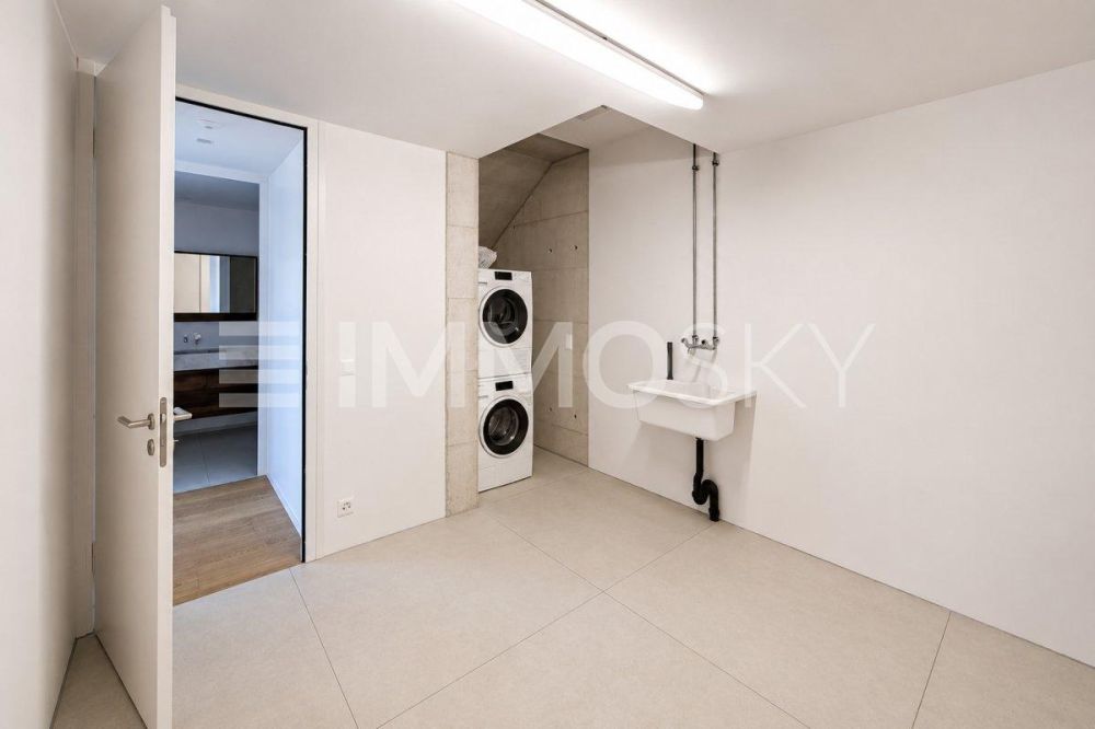 Modernes Wohnen mit Panorama-Balkon über Bern - Praktische Waschküche