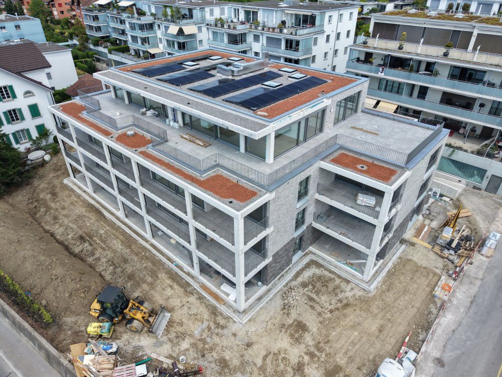 Erstvermietung: exklusive 4,5-Zimmer-Wohnung im Eigentumsstandard mit grosszügigem Grundriss - Bild 9
