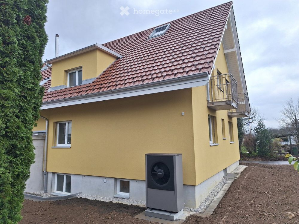 3.5 Zimmer Wohnung in Neubau an ruhiger Lage - Bild 1