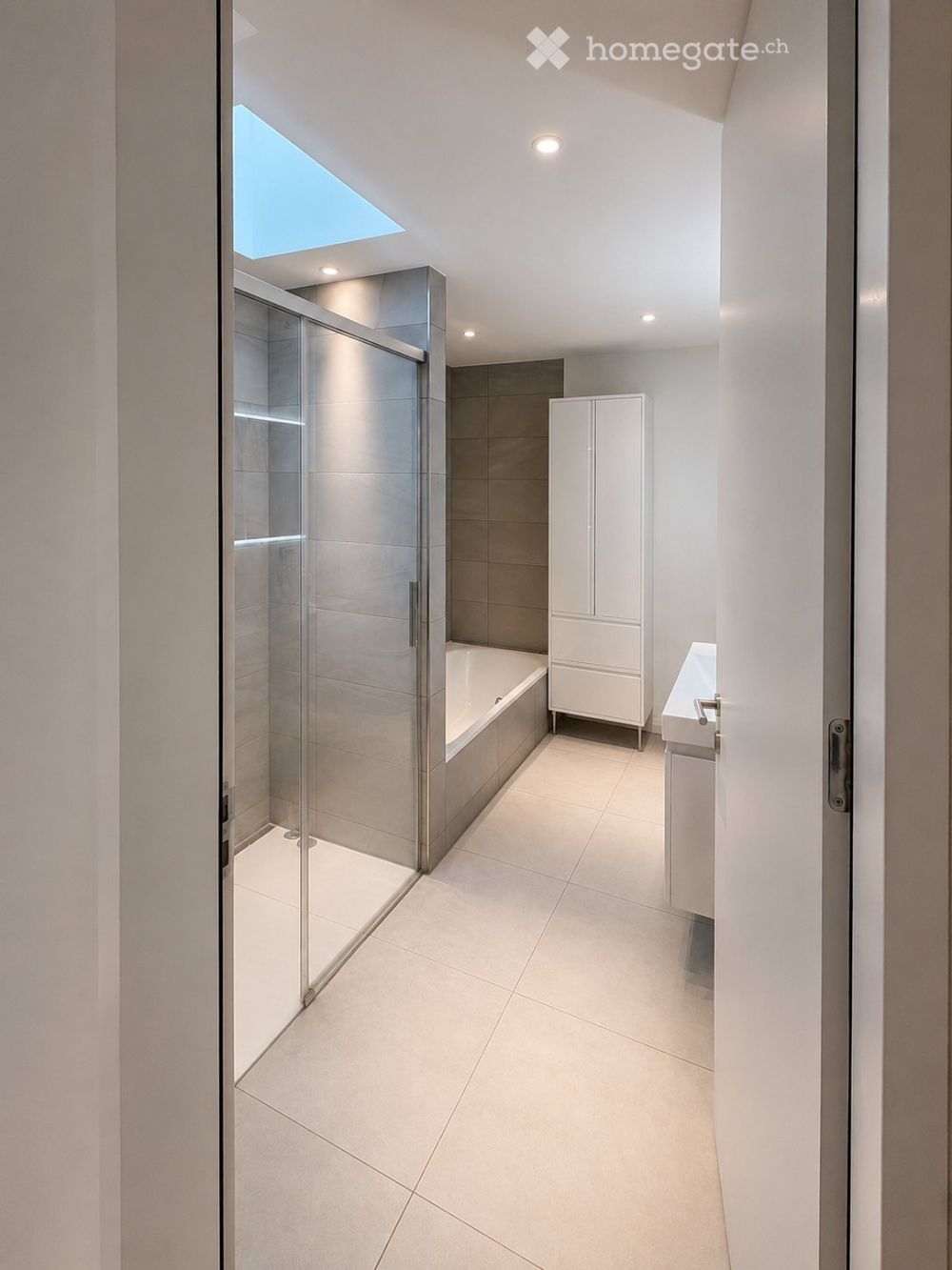 Moderne 4.5-Zimmer-Dachwohnung mit herrlicher Aussicht in Horgen - Bild 7