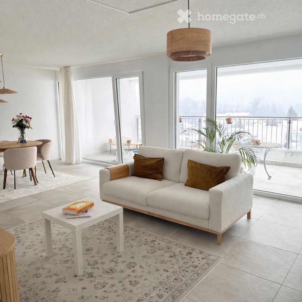 Helle, moderne 2.5-Zimmer-Wohnung mit riesigem 28m² Balkon & Weitsicht in Winznau - Bild 1
