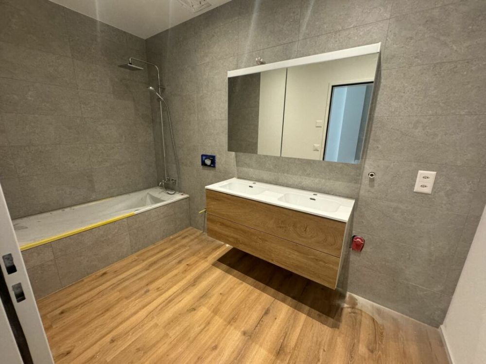 Neurenovierte 4.5-Zimmerwohnung im 1. OG - Einziehen & Wohlfühlen! - Bild 7