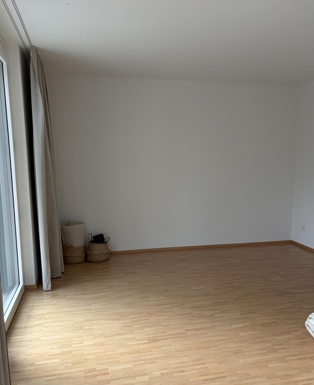 Attraktive Wohnung in Wetzikon ZH  Bahnhofsnähe - Zimmer 1