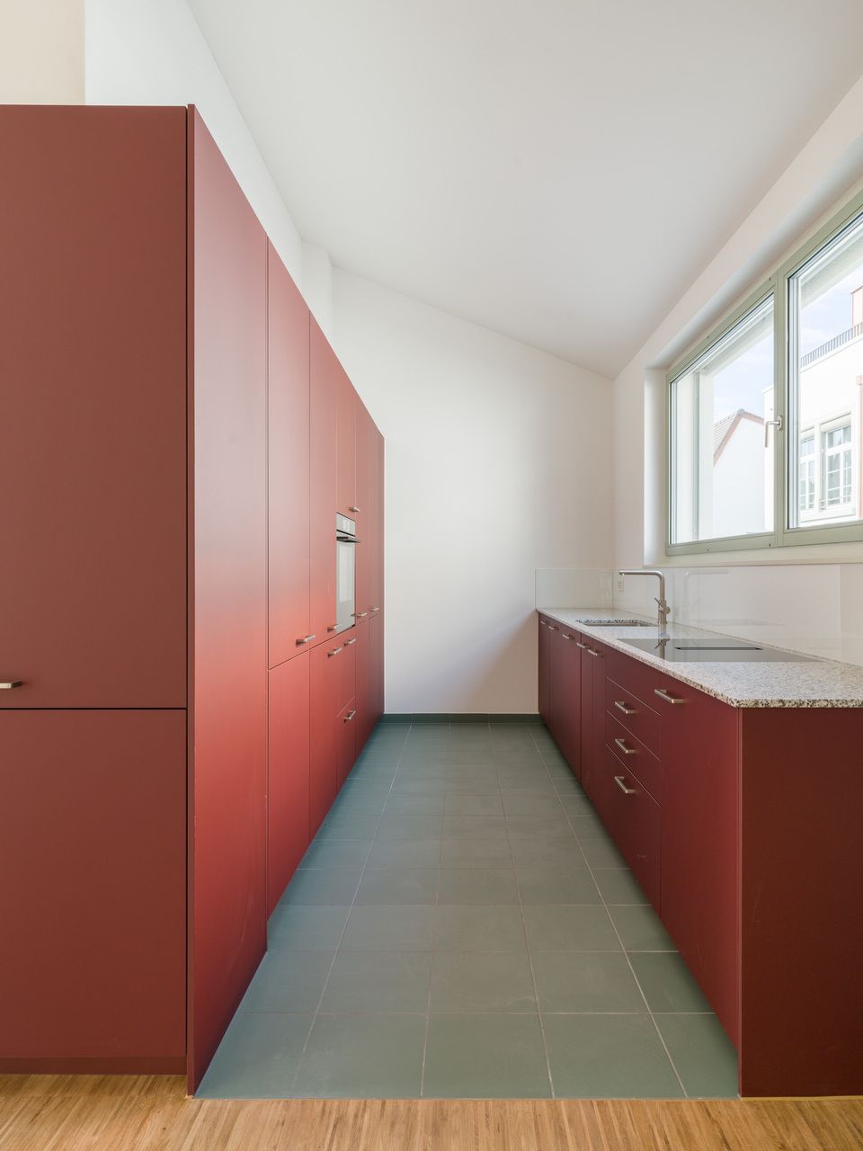 Lichtdurchflutete 3.5-Zimmer Wohnung mit Terrasse in der Altstadt - Bild 5