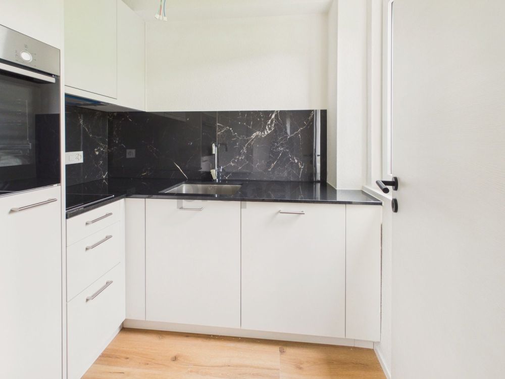 Erstbezug nach Renovation - Moderne 1.5-Zimmer-Wohnung mit Pilatusblick - Image 6