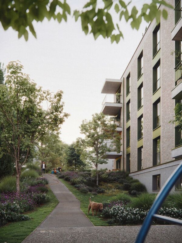 ERSTBEZUG: Luxuriöse 2.5-Zimmer Wohnung mit Südausrichtung - Bild 4