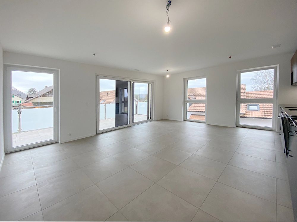 Bel appartement de 3.5 pièces situé à Epautheyres dans immeuble Minergie - Sejour.jpg