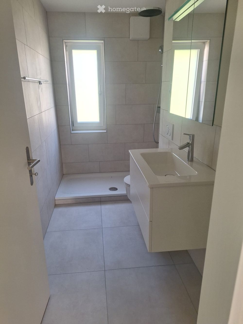 Moderne 3.5-Zimmer-Neubauwohnung mit Balkon und schöner Aussicht in Oetwil am See - Bild 5