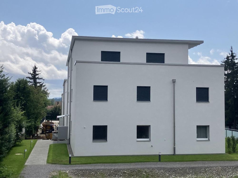 Moderne 4.5-Zimmer-Neubau-Wohnung mit Balkon und Garage in Niederbipp - Bild 4