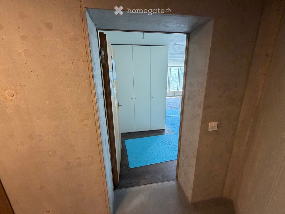 Moderne 4.5-Zimmer-Wohnung im 23. Stock mit atemberaubendem Ausblick auf See und Alpenpanorama - Bild 2