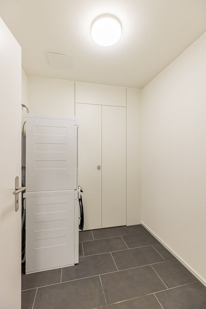 Ideal für Pendler - Reduit_mit_Waschturm.jpg