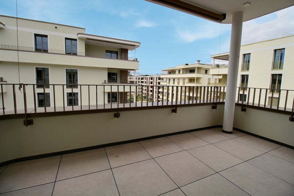 Exceptionnel appartement de 3.5 pièces à louer à Marly ! - Balcon